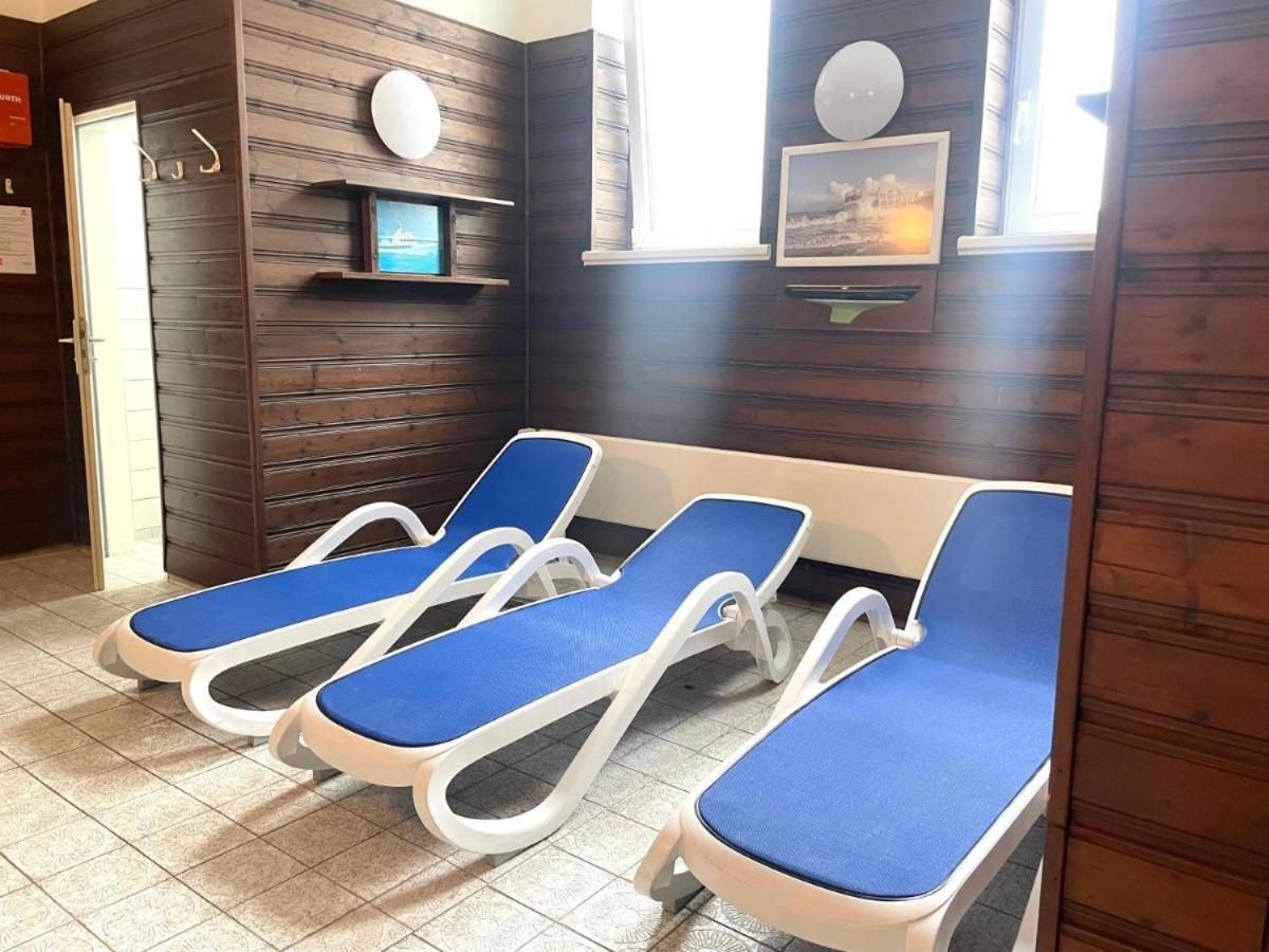 Schicke Fewo 150M Vom Strand Kostenlos Wlan Grosses Schwimmbad Sauna Cuxhaven Extérieur photo